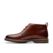 Clarks - Aldwin Chukka - Mid Tan Leather - Boots