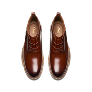 Clarks - Aldwin Chukka - Mid Tan Leather - Boots