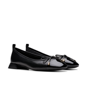 Clarks - Ubree15 Poppy - Black Combi Leather - Shoes