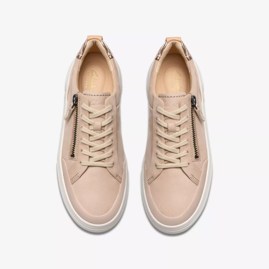 Clarks - Hollyhock Zip - Sand Nubuck - Shoes