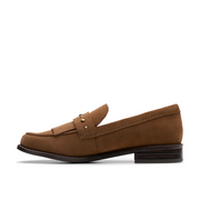 Clarks - Hana Loafer - Waalnut Suede - Shoes