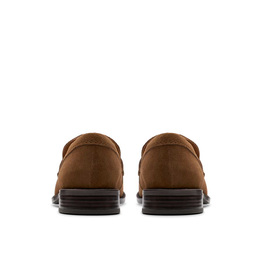 Clarks - Hana Loafer - Waalnut Suede - Shoes