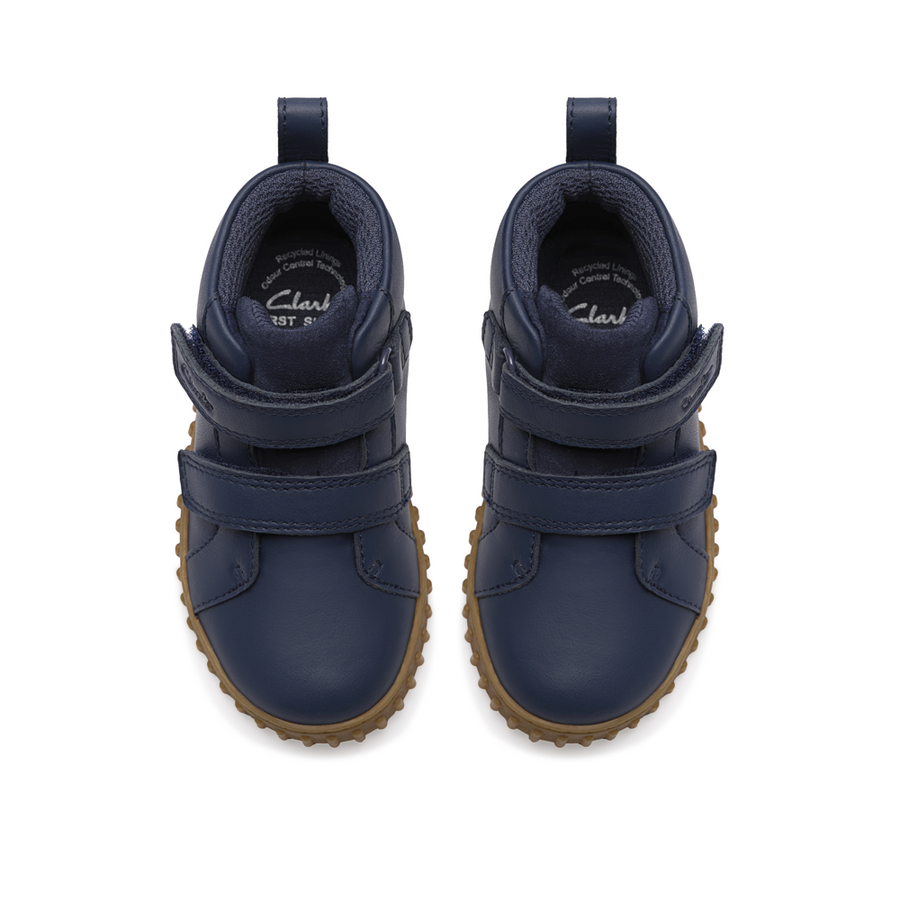 Clarks - Cove Sky T - Navy - Boots