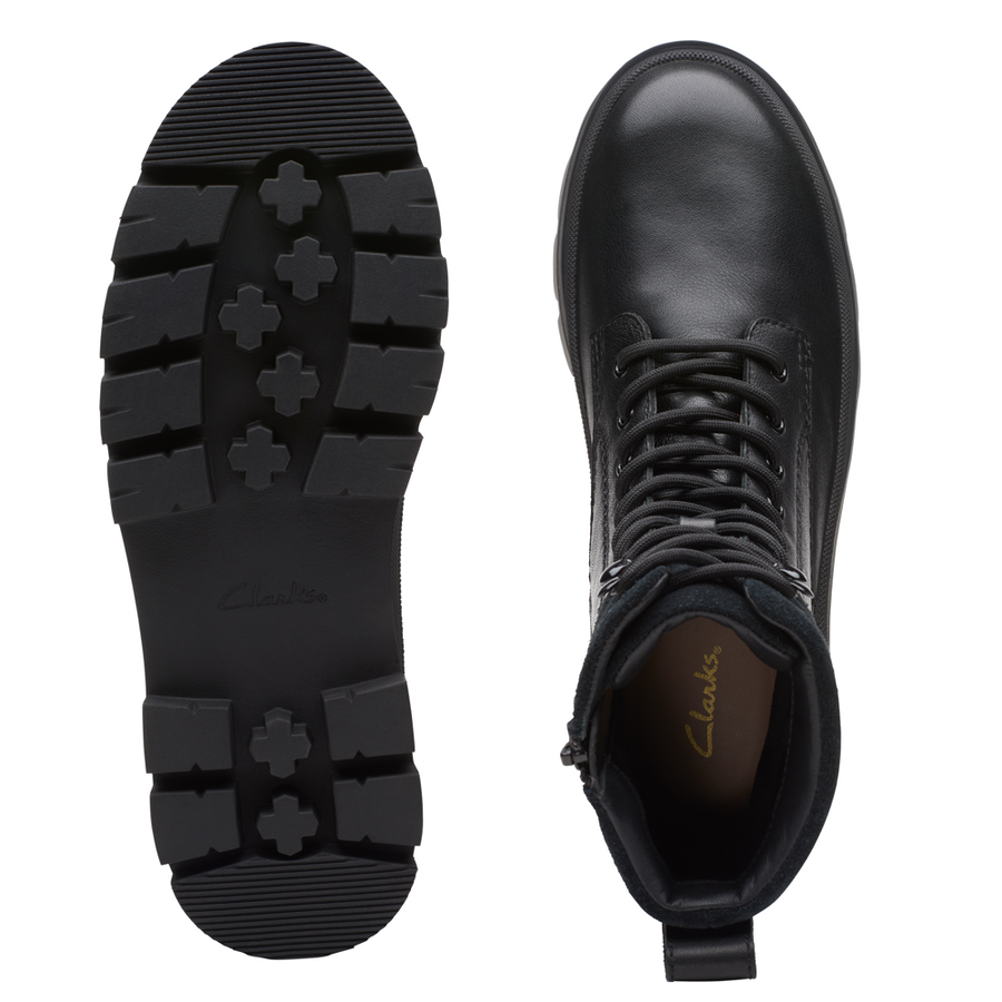 Clarks hot sale hiking footwear