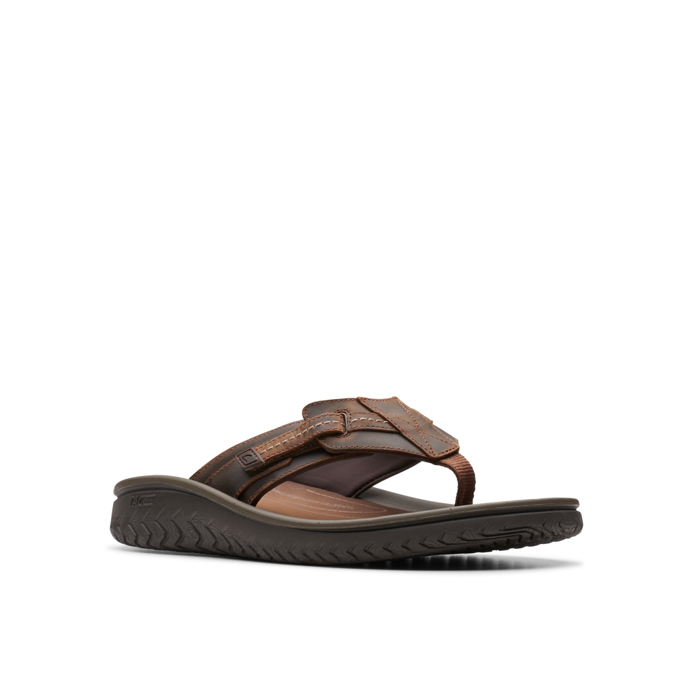 Clarks - Wesley Sun - Beeswax - Sandals