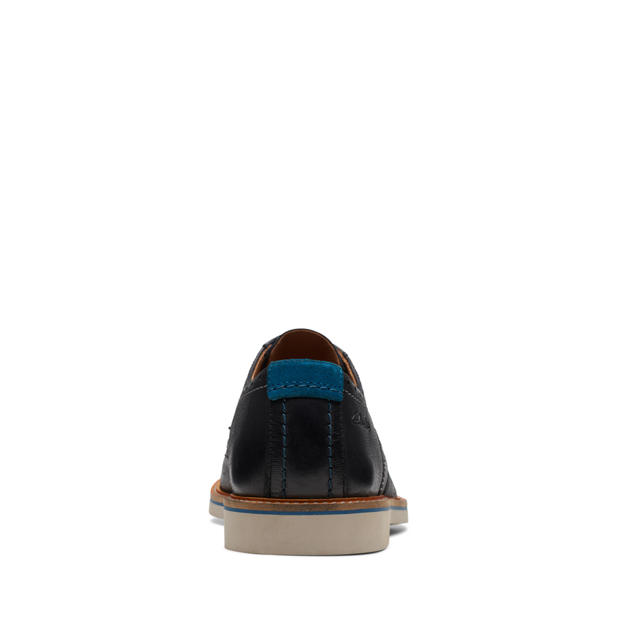 Clarks - AtticusLTLimit - Black - Shoes